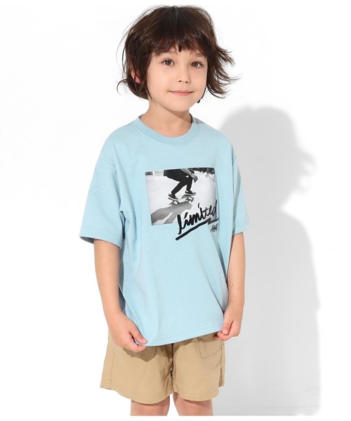 ANAP kids（アナップキッズ）の「スケートボードフォトビッグTシャツ（Tシャツ/カットソー・キッズ・ブラック/サックスブルー/グレイッシュベージュ・S/M/L）」の5枚目の写真