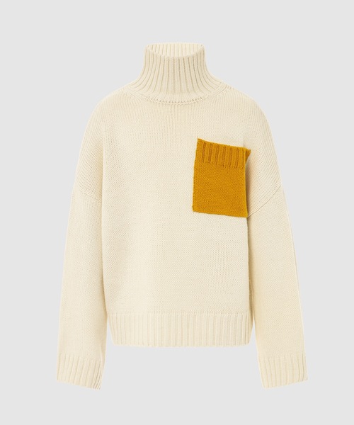 JW Anderson（ジェイダブリューアンダーソン）の「PATCH POCKET TURTLENECK JUMPER（ニット/セーター・メンズ・オフホワイト/ネイビー/グリーン・MEDIUM/LARGE）」の2枚目の写真