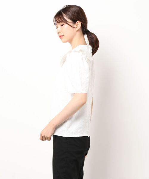 Hamble by Par Avion(ハンブルバイパラビオン)の「レース衿Teeブラウス(Tシャツ/カットソー・レディース・オフホワイト/ブラック・ONESIZE)」の7枚目の写真