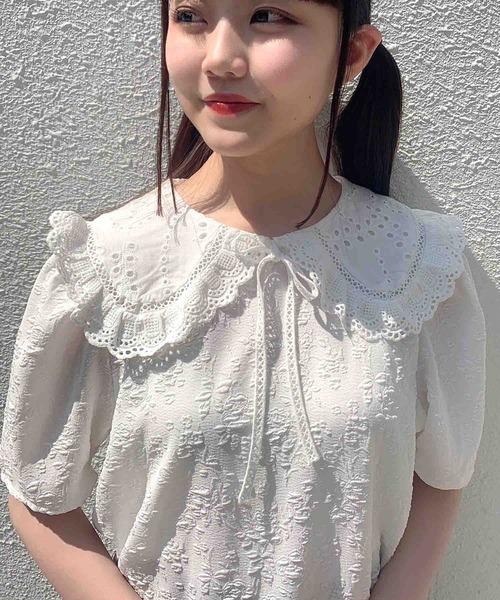 Hamble by Par Avion(ハンブルバイパラビオン)の「レース衿Teeブラウス(Tシャツ/カットソー・レディース・オフホワイト/ブラック・ONESIZE)」の3枚目の写真