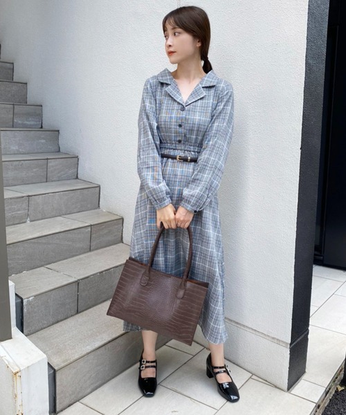 one after another NICE CLAUP（ワンアフターアナザーナイスクラップ）の「【ZOZOTOWN限定・大好評リバイバルアイテム】開襟レトロワンピース（ワンピース・レディース・ブラック/ブラック系その他/ブラウン/ブラウン系その他・FREE/L）」の16枚目の写真