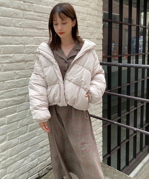 one after another NICE CLAUP（ワンアフターアナザーナイスクラップ）の「【ZOZOTOWN限定・大好評リバイバルアイテム】開襟レトロワンピース（ワンピース・レディース・ブラック/ブラック系その他/ブラウン/ブラウン系その他・FREE/L）」の11枚目の写真