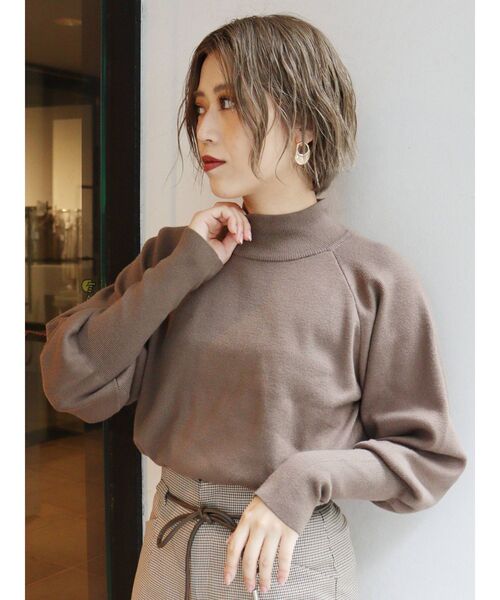 MURUA(ムルーア)の「モダンボトルネックニット(ニット/セーター・レディース・ブラック/ベージュ/ブルー/アイボリー/モカ・FREE)」の21枚目の写真