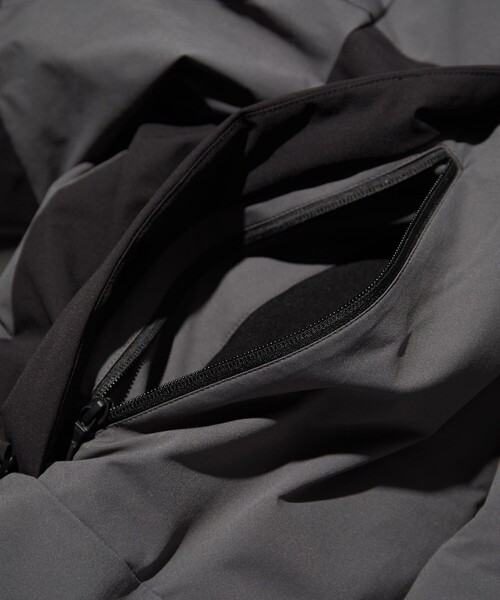 FIRST DOWN（ファーストダウン）の「FIRST DOWN/ファーストダウン 別注パネルショートダウン（ダウンジャケット/コート・メンズ・ブラック/ベージュ/グレー/モスグリーン・SMALL/MEDIUM/LARGE/X-LARGE）」の11枚目の写真