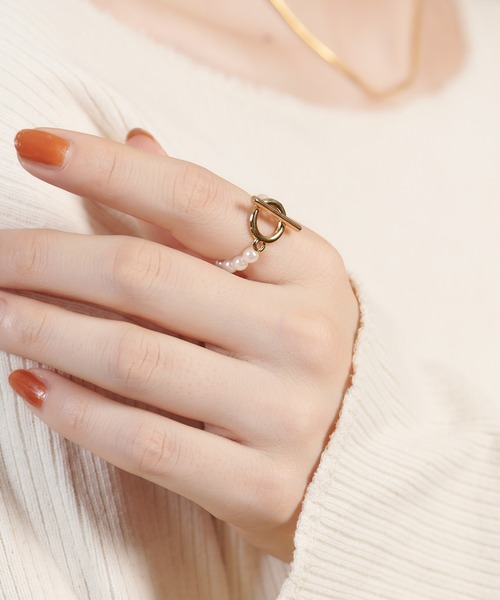 ear PAPILLONNER（イアパピヨネ）の「マンテル小粒パールリング（リング・レディース・ホワイト・FREE）」の3枚目の写真