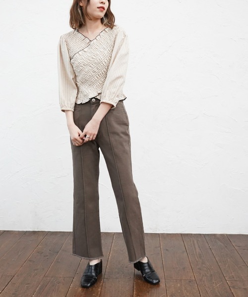 Cheek(チーク)の「ピンタックカラーデニムパンツ(デニムパンツ・レディース・チャコールグレー/ブラウン/ネイビー・SMALL/MEDIUM)」の13枚目の写真