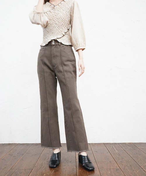 Cheek(チーク)の「ピンタックカラーデニムパンツ(デニムパンツ・レディース・チャコールグレー/ブラウン/ネイビー・SMALL/MEDIUM)」の14枚目の写真