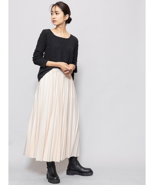 mili an deni（ミリアンデニ）の「フェイクレザープリーツマキシスカート（スカート・レディース・アッシュグレー/ブラック/ブルー/アイボリー・M）」の14枚目の写真