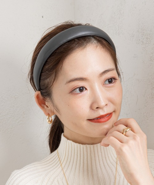 prose verse（プロズヴェール）の「合皮カチューシャ（カチューシャ・レディース・ダークグレー/アイボリー/キャメル・ﾌﾘ-）」の2枚目の写真