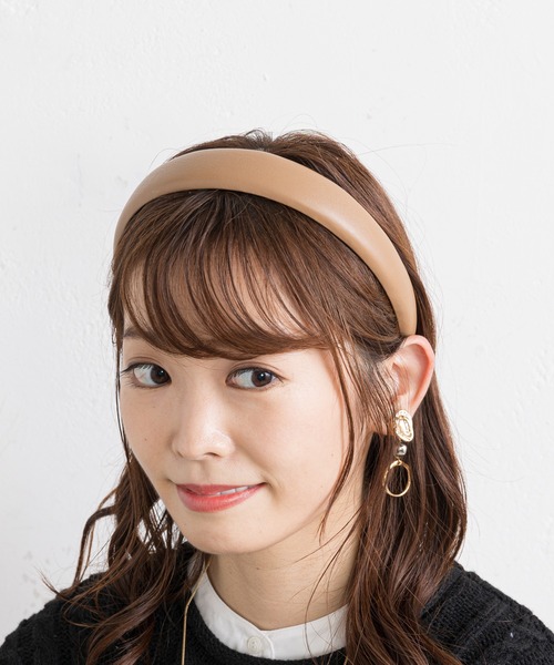 prose verse（プロズヴェール）の「合皮カチューシャ（カチューシャ・レディース・ダークグレー/アイボリー/キャメル・ﾌﾘ-）」の12枚目の写真