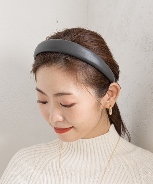 prose verse（プロズヴェール）の「合皮カチューシャ（カチューシャ・レディース・ダークグレー/アイボリー/キャメル・ﾌﾘ-）」の16枚目の写真