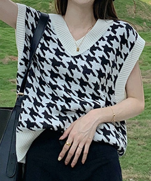 DAY CLOSET(デイ クローゼット)の「レディース 千鳥格子ドロップショルダーニットベスト(ベスト・レディース・ホワイト/ライトブルー/ブラック/ブラウン・ONE SIZE)」の9枚目の写真