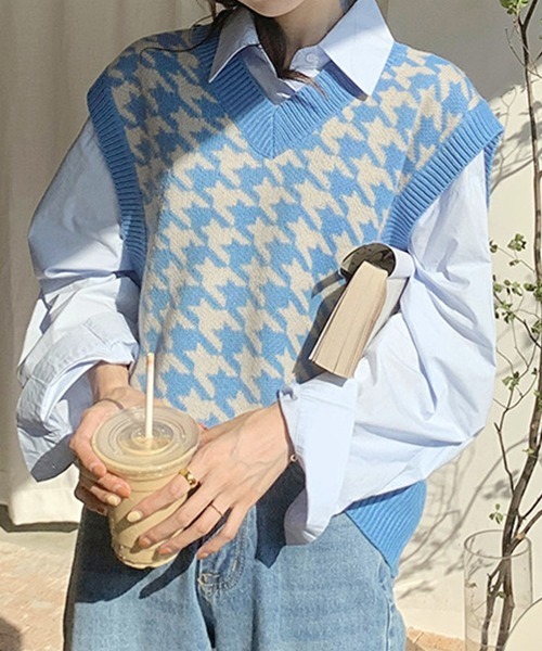 DAY CLOSET(デイ クローゼット)の「レディース 千鳥格子ドロップショルダーニットベスト(ベスト・レディース・ホワイト/ライトブルー/ブラック/ブラウン・ONE SIZE)」の14枚目の写真