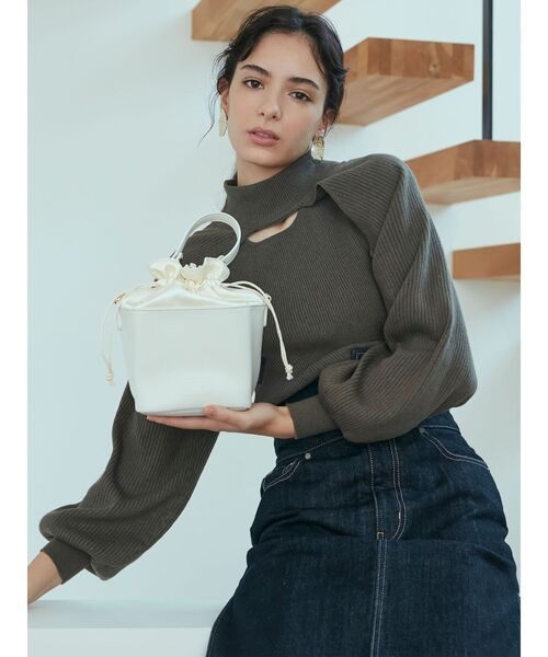 LAGUNAMOON(ラグナムーン)の「【OUTDOOR】フェイクレザー巾着バッグ(ハンドバッグ・レディース・ブラック/アイボリー・FREE)」の18枚目の写真