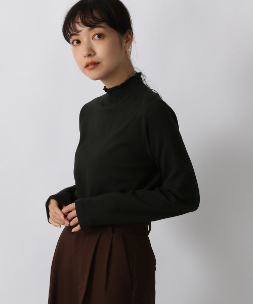 LOWRYS FARM（ローリーズファーム）の「ネックシャーリング　215864（Tシャツ/カットソー・レディース・ホワイト/ブラック/グレー・FREE）」の2枚目の写真