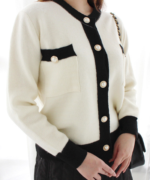 MODE ROBE(モードローブ)の「配色ニットカーディガン(カーディガン/ボレロ・レディース・ホワイト/ブラック・FREE)」の14枚目の写真