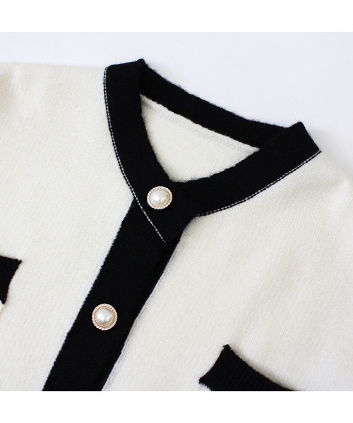 MODE ROBE(モードローブ)の「配色ニットカーディガン(カーディガン/ボレロ・レディース・ホワイト/ブラック・FREE)」の20枚目の写真