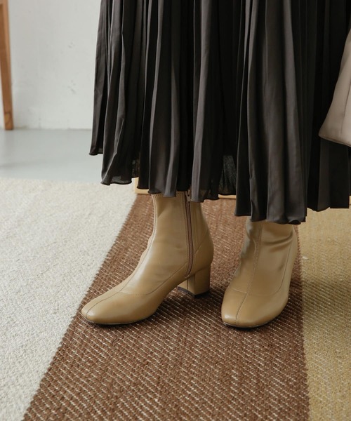 URBAN RESEARCH DOORS(アーバンリサーチドアーズ)の「ストレッチショートブーツ(ブーツ・レディース・ブラック/ベージュ系その他・38/36/37)」の12枚目の写真
