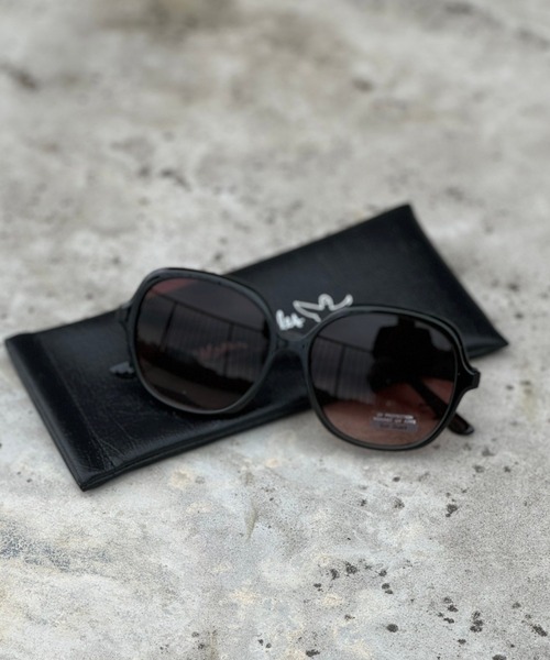 Mark Gonzales（マーク・ゴンザレス）の「MARK GONZALES ART WORK/マークゴンザレス【web限定】　アイコンロゴ入り スケーターアイウエアー（サングラス・メンズ・その他1/その他2/その他3/その他4/その他5/その他6/その他7/その他20/その他12/その他9/その他18/その他17/その他16/その他15/その他14/その他21/その他19/その他13/その他10/その他8/その他11/その他25/その他26/その他22/その他23/その他24・FREE）」の21枚目の写真