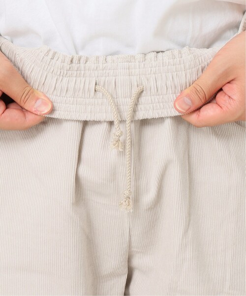 JOURNAL STANDARD relume（ジャーナルスタンダード　レリューム）の「【追加】CALIFORNIA コーデュロイパンツ（チノパンツ・メンズ・ブラック/ベージュ/グレー/ブラウン/カーキ/ネイビー・SMALL/MEDIUM/LARGE/X-LARGE）」の19枚目の写真