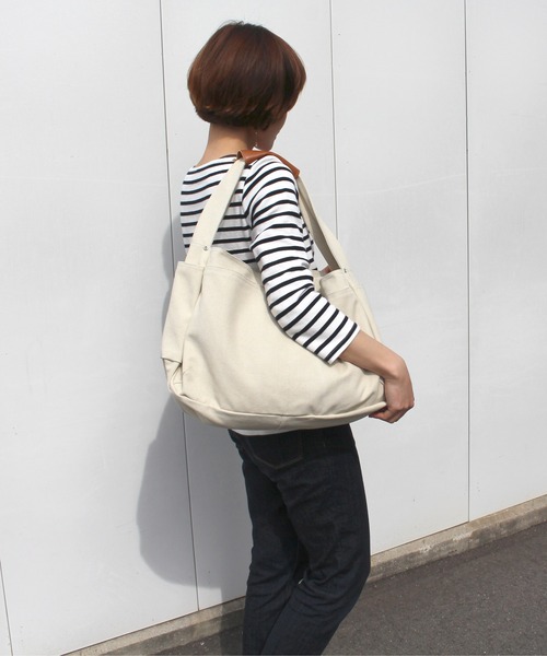 MAKE UP(メイクアップ)の「MAKE UP アースカラー帆布 ショルダーL(ショルダーバッグ・メンズ・ネイビー/ブラウン/オフホワイト/ブルー/ダークグレー・FREE)」の16枚目の写真