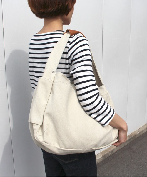 MAKE UP(メイクアップ)の「MAKE UP アースカラー帆布 ショルダーL(ショルダーバッグ・メンズ・ネイビー/ブラウン/オフホワイト/ブルー/ダークグレー・FREE)」の19枚目の写真