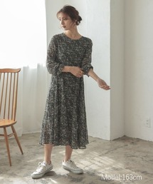 シフォンワンピース