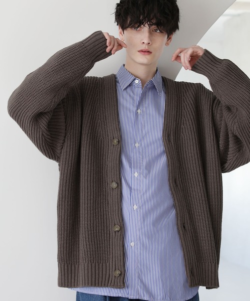 ASTRONOMY（アストロノミー）の「畦編みルーズシルエットカーディガン（カーディガン/ボレロ・メンズ・ブラック/ダークグリーン/ネイビー/ブルー/マスタード/チャコール/グレー系/ブラウン系/グリーン/ロイヤルブルー/レッド/イエロー/杢グレー/ホワイト/パープル/ワイン・S/M/L/XL）」の7枚目の写真
