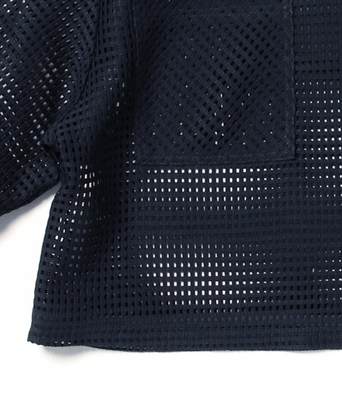 Ray BEAMS（レイビームス）の「Ray BEAMS / スクエアメッシュ クロップドプルオーバー（シャツ/ブラウス・レディース・ホワイト/ネイビー・ONE SIZE）」の14枚目の写真