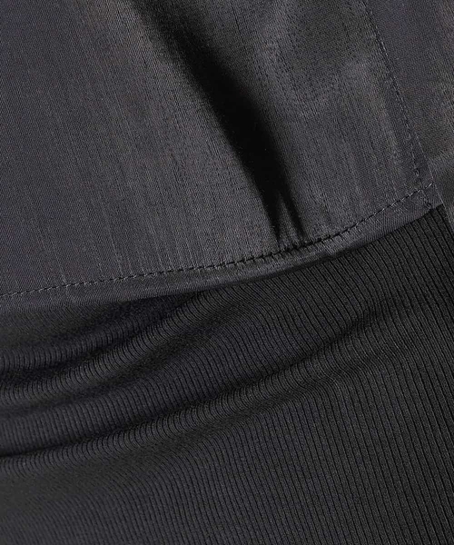 A de a.v.v（アードアー・ヴェ・ヴェ）の「ラメベスト×ハイネックカットソー（Tシャツ/カットソー・レディース・アイボリー/ブラック/ライトピンク・39）」の14枚目の写真