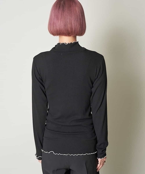 A de a.v.v（アードアー・ヴェ・ヴェ）の「ラメベスト×ハイネックカットソー（Tシャツ/カットソー・レディース・アイボリー/ブラック/ライトピンク・39）」の16枚目の写真