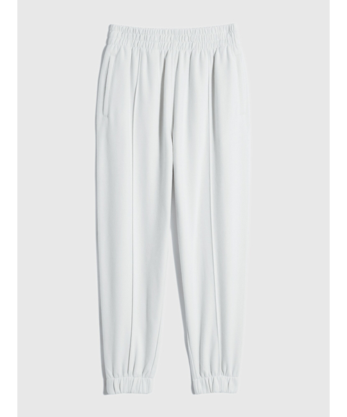 GAP（ギャップ）の「ハイライズ バレル ジョガーパンツ（スウェットパンツ・レディース・ブラック/ブラウン/グレー/オフホワイト/ピンク・S/M/L/XS/XXS）」の16枚目の写真