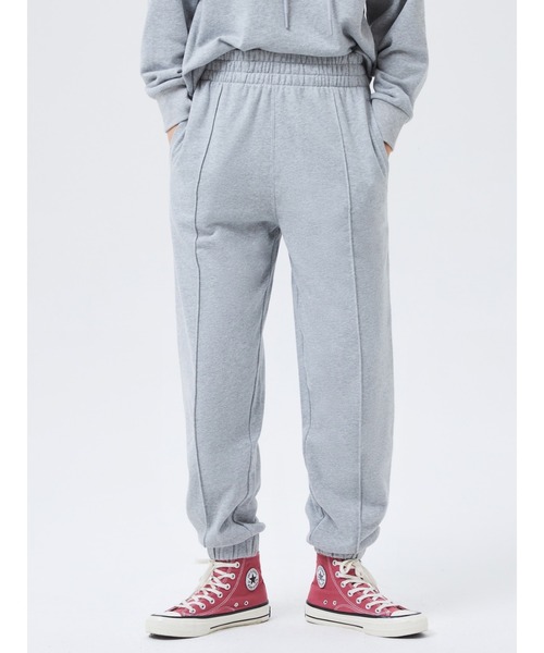 GAP（ギャップ）の「ハイライズ バレル ジョガーパンツ（スウェットパンツ・レディース・ブラック/ブラウン/グレー/オフホワイト/ピンク・S/M/L/XS/XXS）」の8枚目の写真