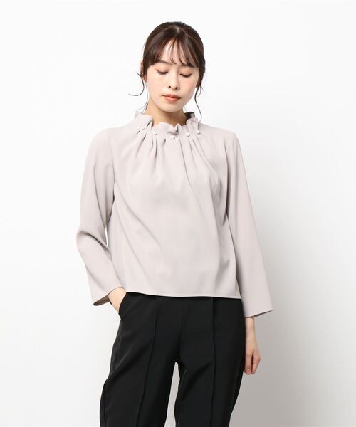 kaene(カエン)の「【kaene】≪セレモニー対応♪≫ パールボタンブラウス【kaene定番セットアップ(パンツ:0407315)】(シャツ/ブラウス・レディース・ネイビー/ベージュ・9号)」の3枚目の写真