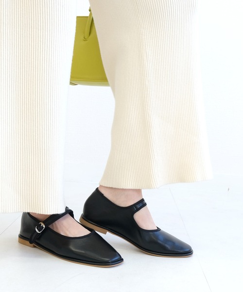 AmiAmi（アミアミ）の「カンフーシューズ/ストラップパンプス/バレエシューズ（バレエシューズ・レディース・ブラック/アイボリー/ゼブラ・LL/S/M/L）」の11枚目の写真