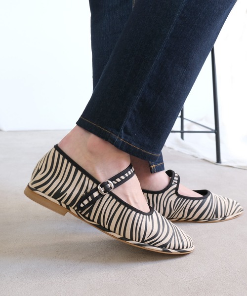 AmiAmi（アミアミ）の「カンフーシューズ/ストラップパンプス/バレエシューズ（バレエシューズ・レディース・ブラック/アイボリー/ゼブラ・LL/S/M/L）」の18枚目の写真