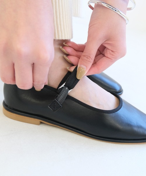 AmiAmi（アミアミ）の「カンフーシューズ/ストラップパンプス/バレエシューズ（バレエシューズ・レディース・ブラック/アイボリー/ゼブラ・LL/S/M/L）」の8枚目の写真