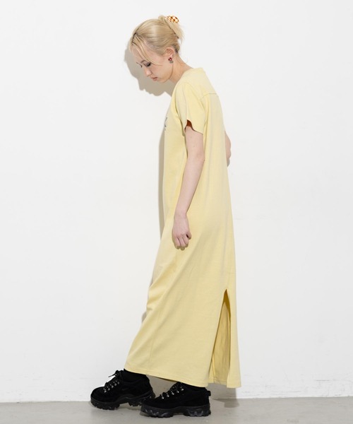 X-girl（エックスガール）の「COLLEGE LOGO S/S MAXI DRESS（ワンピース・レディース・イエロー/アッシュ/チャコール・S/M）」の5枚目の写真