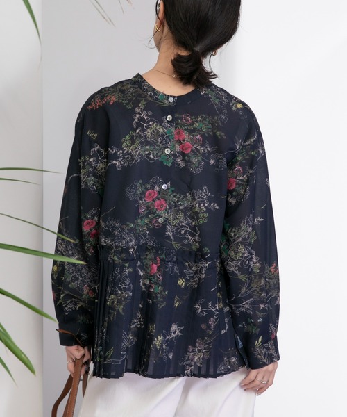 Eimee Law - 新品 タグ付 EimeeLaw エイミーロウ 花柄 プリーツブラウス ボタニカル セール】ボタニカルフラワー2WAYプリーツブラウス（シャツ