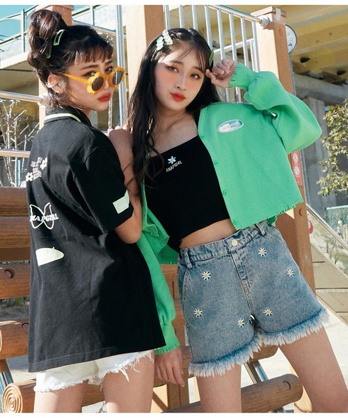 ANAP GiRL(アナップガール)の「デイジー刺繍ショートパンツ(デニムパンツ・キッズ・ブルー/ライトブルー・M/XS/S)」の5枚目の写真