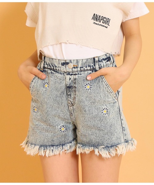 ANAP GiRL(アナップガール)の「デイジー刺繍ショートパンツ(デニムパンツ・キッズ・ブルー/ライトブルー・M/XS/S)」の6枚目の写真
