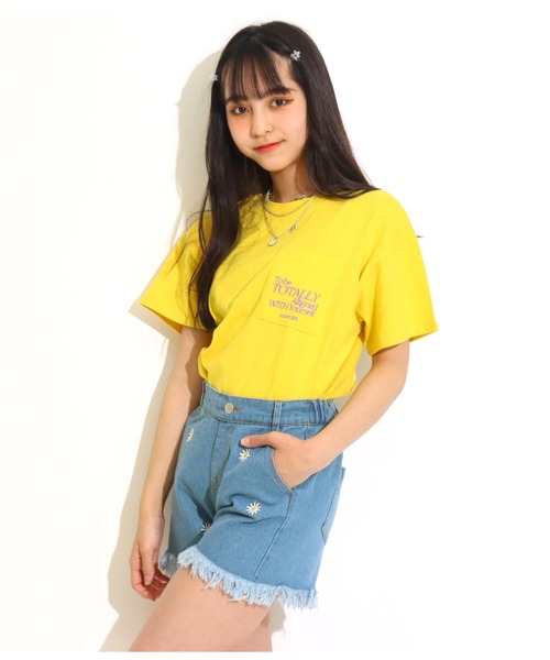 ANAP GiRL(アナップガール)の「デイジー刺繍ショートパンツ(デニムパンツ・キッズ・ブルー/ライトブルー・M/XS/S)」の11枚目の写真