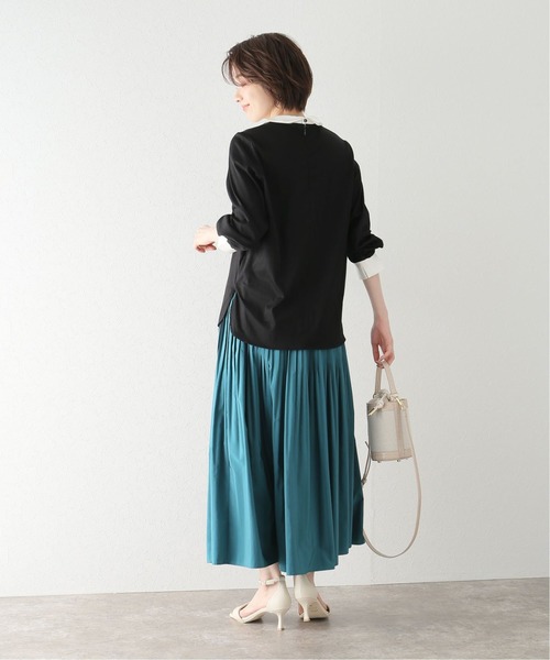 La TOTALITE（ラトータリテ）の「《追加》配色襟プルオーバー（Tシャツ/カットソー・レディース・ブラック・FREE）」の3枚目の写真