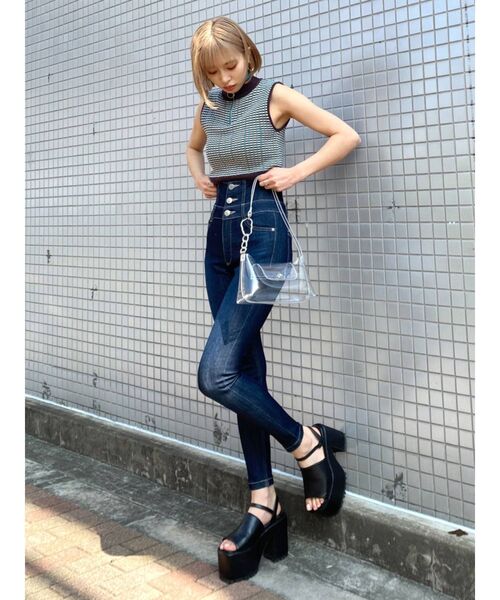 EMODA（エモダ）の「ボリュームトゥサンダル（サンダル・レディース・ホワイト/ブラック・SMALL/MEDIUM/LARGE）」の18枚目の写真