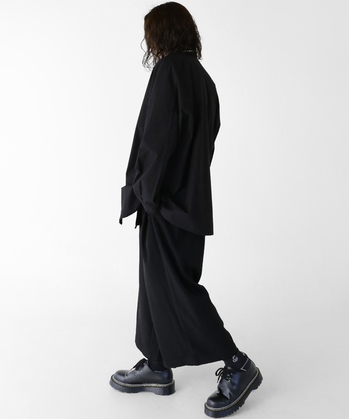 minsobi（ミンソビ）の「タッククロップドパンツ（スラックス・メンズ・ブラック・FREE）」の10枚目の写真