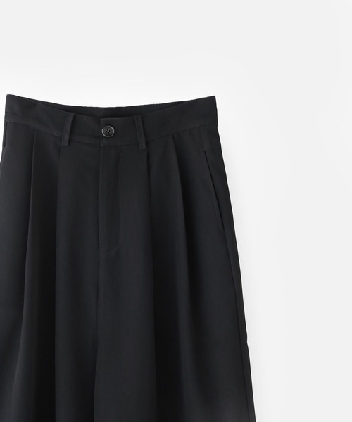 minsobi（ミンソビ）の「タッククロップドパンツ（スラックス・メンズ・ブラック・FREE）」の9枚目の写真