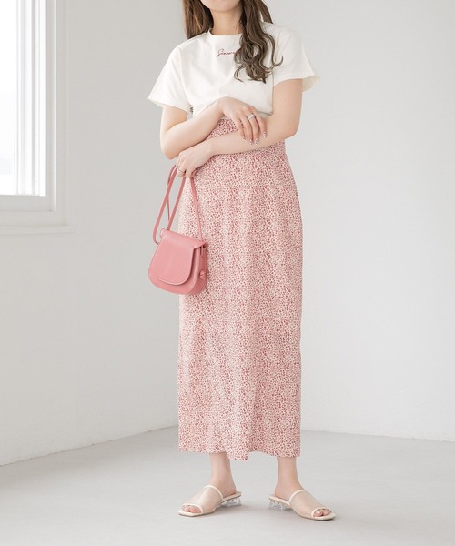 Heather(ヘザー)の「コンパクトロゴ刺繍T 283377(Tシャツ/カットソー・レディース・ホワイト×ブラック/ホワイト×レッド/ホワイト×ネイビー・FREE)」の14枚目の写真