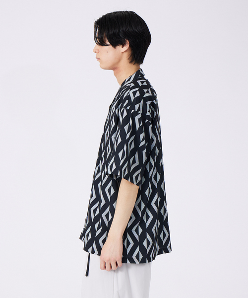 ABAHOUSE(アバハウス)の「WEB限定 ビッグシルエット 総柄プリント オープンカラーシャツ(シャツ/ブラウス・メンズ・グリーン系その他/ブラック系その他/グレー系その他・46/48)」の7枚目の写真