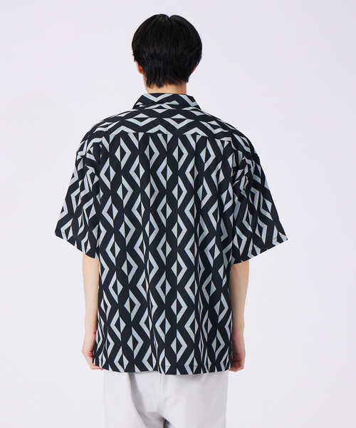 ABAHOUSE(アバハウス)の「WEB限定 ビッグシルエット 総柄プリント オープンカラーシャツ(シャツ/ブラウス・メンズ・グリーン系その他/ブラック系その他/グレー系その他・46/48)」の8枚目の写真