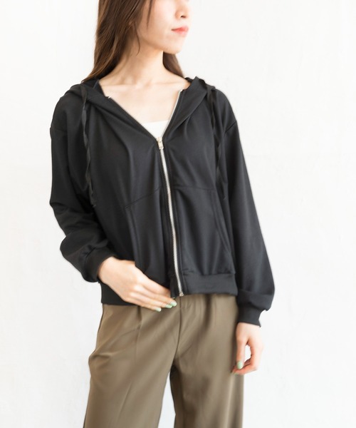 Alite cloth(アリーテクロス)の「ショート丈フルジップパーカー(パーカー・レディース・ホワイト/チャコールグレー/ライトグレー/ブラック/サックスブルー/ピンク/グリーン/ライトグリーン・FREE)」の18枚目の写真